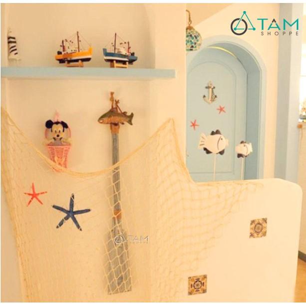 Lưới bắt cá trang trí có đính vỏ ốc