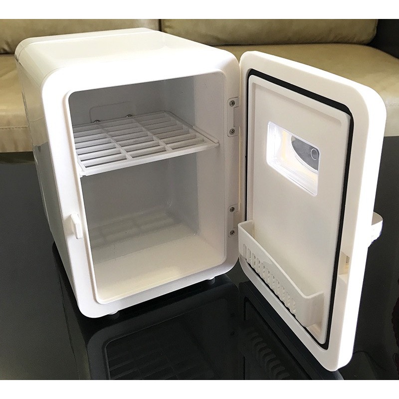 Tủ lạnh mini 2 chế độ nóng lạnh 4 lít cho gia đình và ô tô