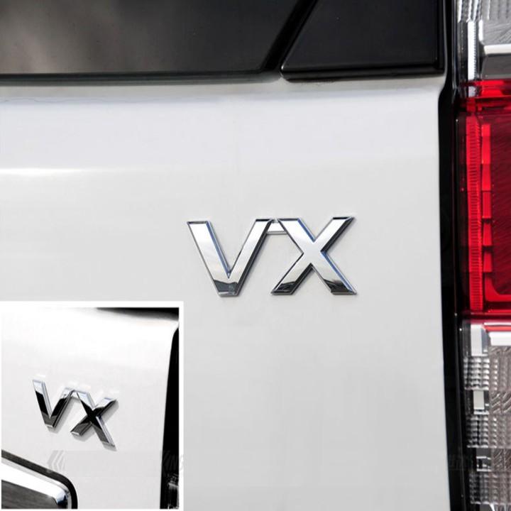 Decal tem chữ inox V6, VX, TX.L, VX.L dán đuôi xe ô tô