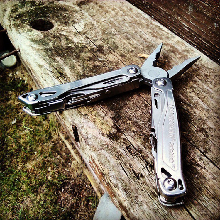 Kìm Đa Năng Sidekick 15 Tools Leatherman LSK