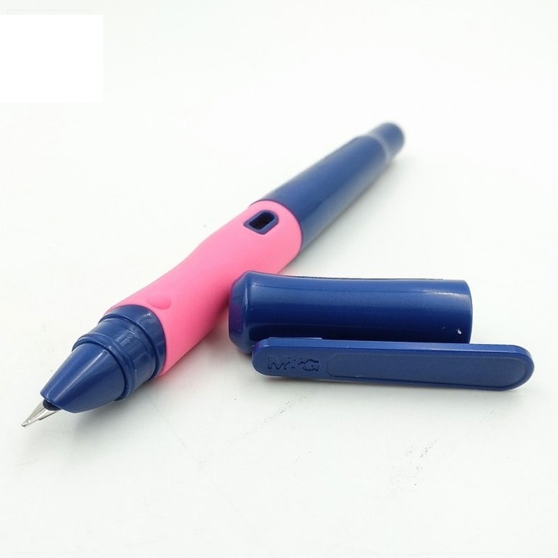 Bút Máy M&amp;G AFPM1371 thân trong có 3 màu, chỗ cầm viết êm tay, sử dụng ống mực