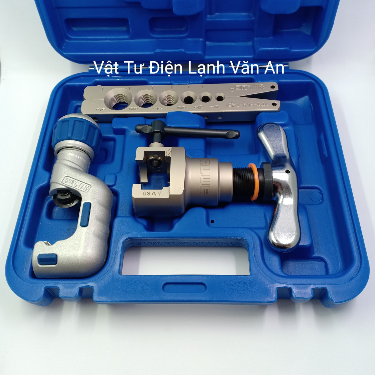 Lã VALUE có dao 1 kẹp 808 - IS, Bộ loe lệch tâm Value có dao loại 1 kẹp Model: VFT-808-IS