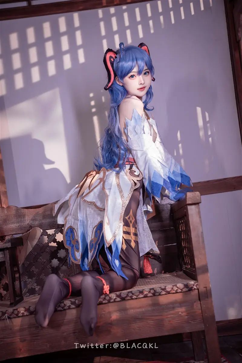 hình cosplay chapter 175 47