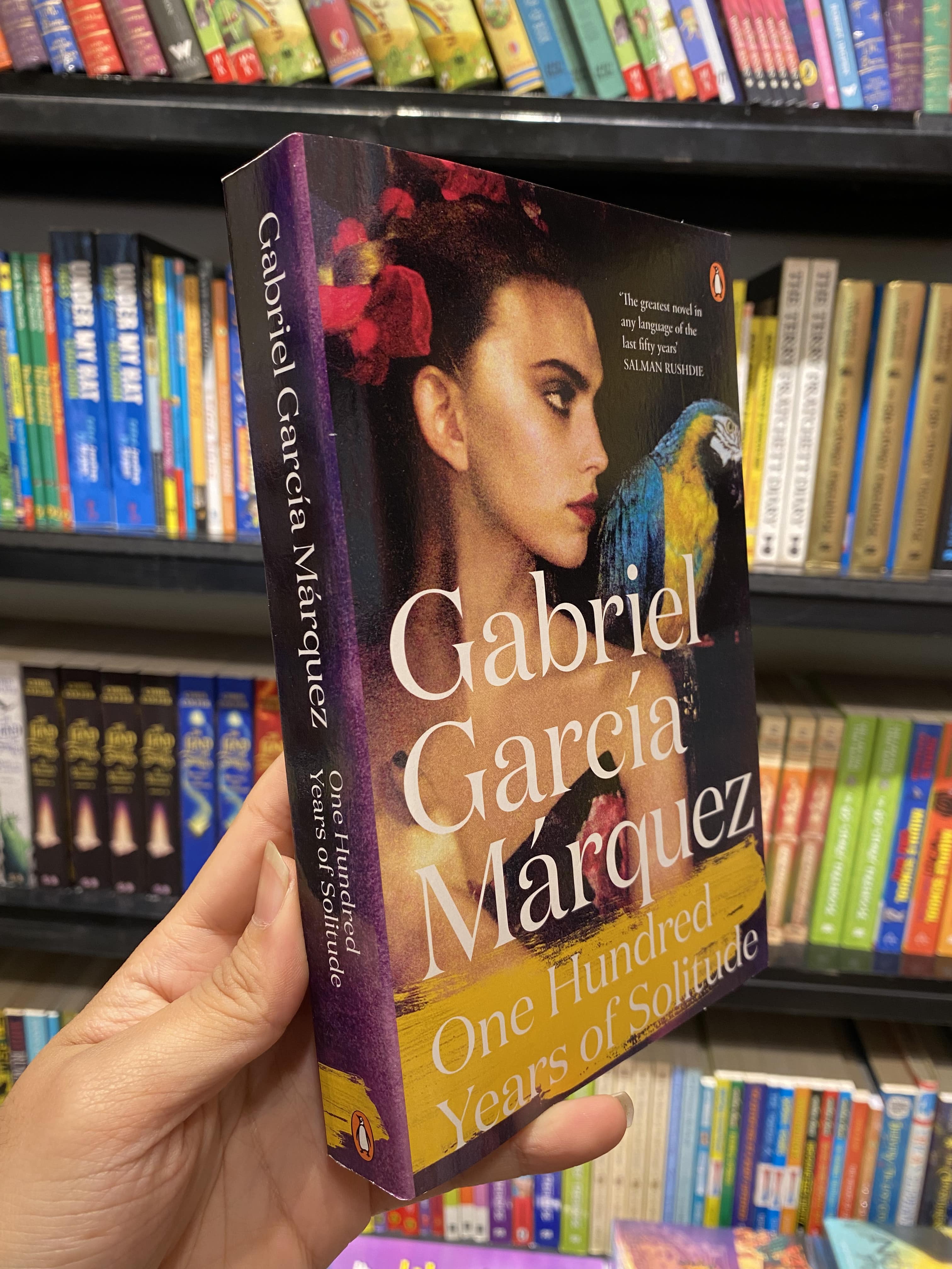 Sách - One Hundred Years of Solitude by Gabriel Garcia Marquez - Sách Ngoại văn, bìa mềm