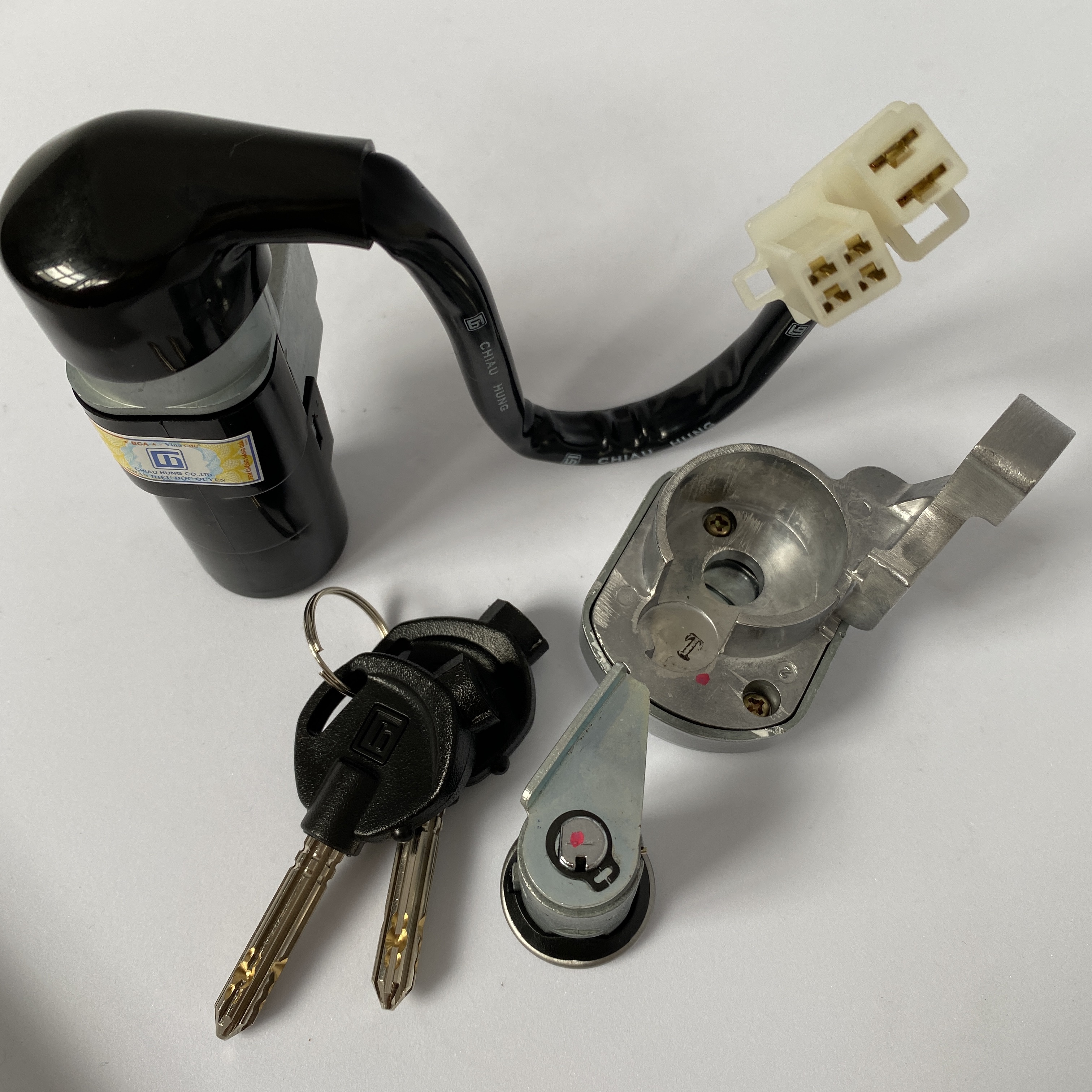 Ổ Khóa Từ 8 Cạnh Dành Cho Xe Máy Wave RS