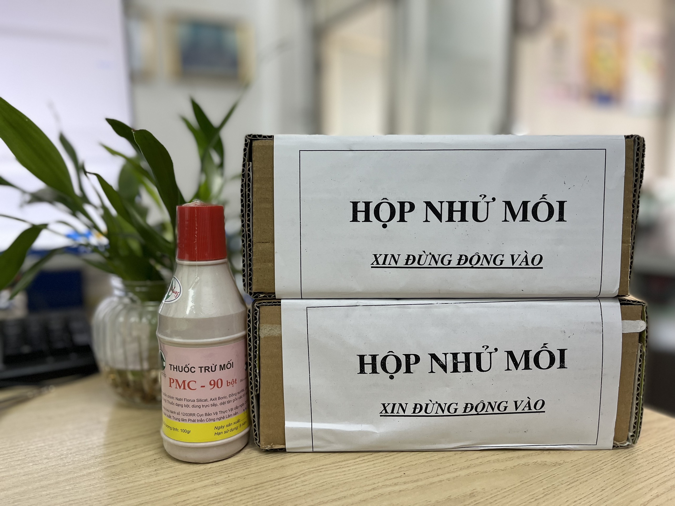 Combo diệt mối an toàn, hiệu quả (2 hộp nhử + 1 PMC) kèm hướng dẫn sử dụng