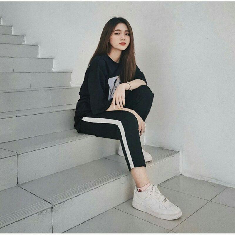 Quần jogger nữ dài màu đen vải umi Quần thể thao sọc Co giãn 4 Chiều Đai chun ống bó vừa mặc đi học tập gym
