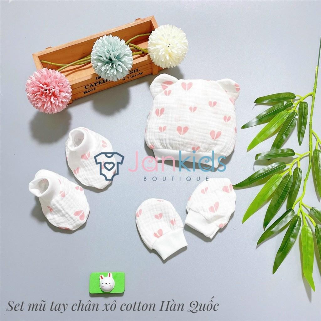 Set bao tay bao chân và mũ đội đầu sơ sinh cho bé chất vải xô mềm mại