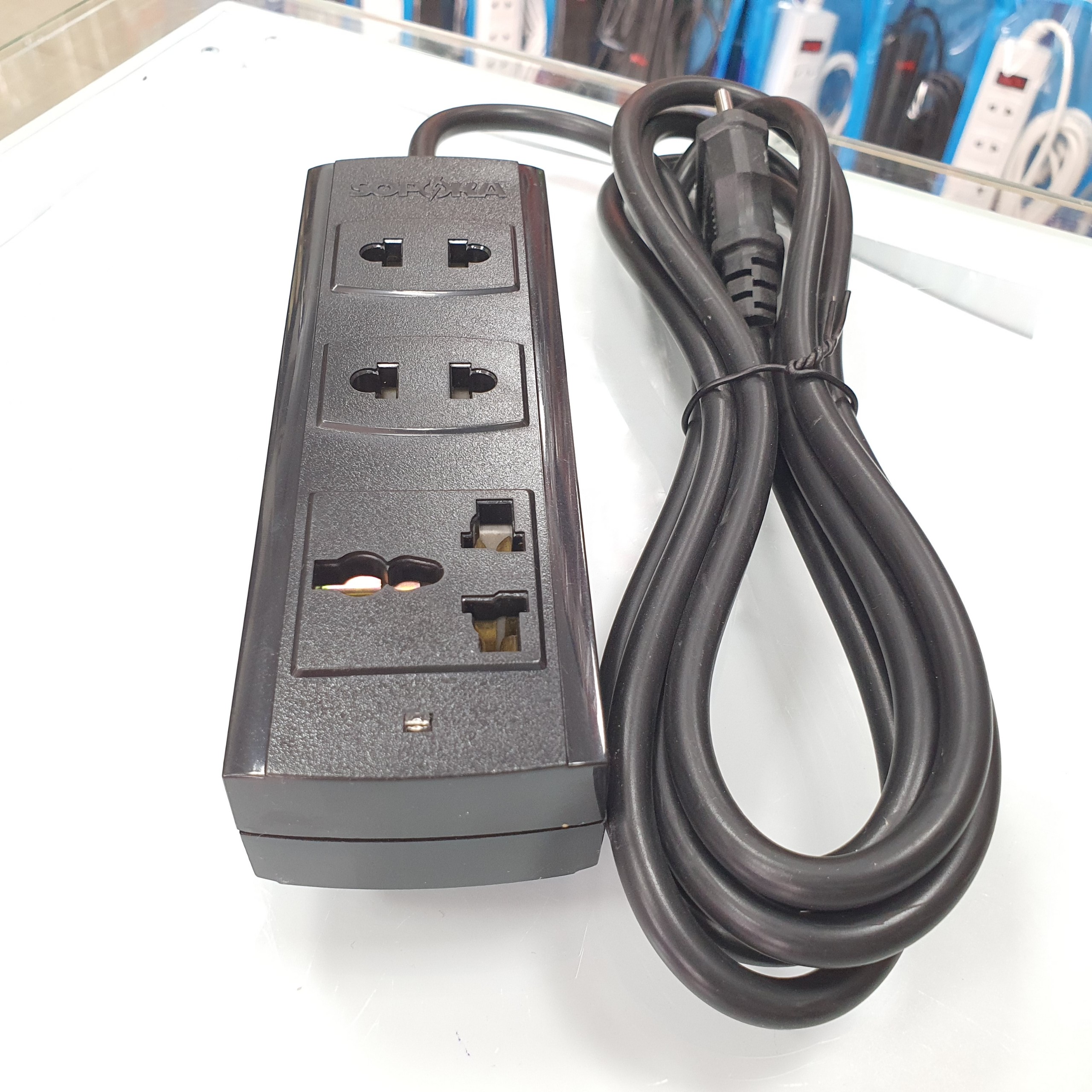 Ổ cắm điện lõi sứ chống cháy chịu tải 2200W 3K Sopoka