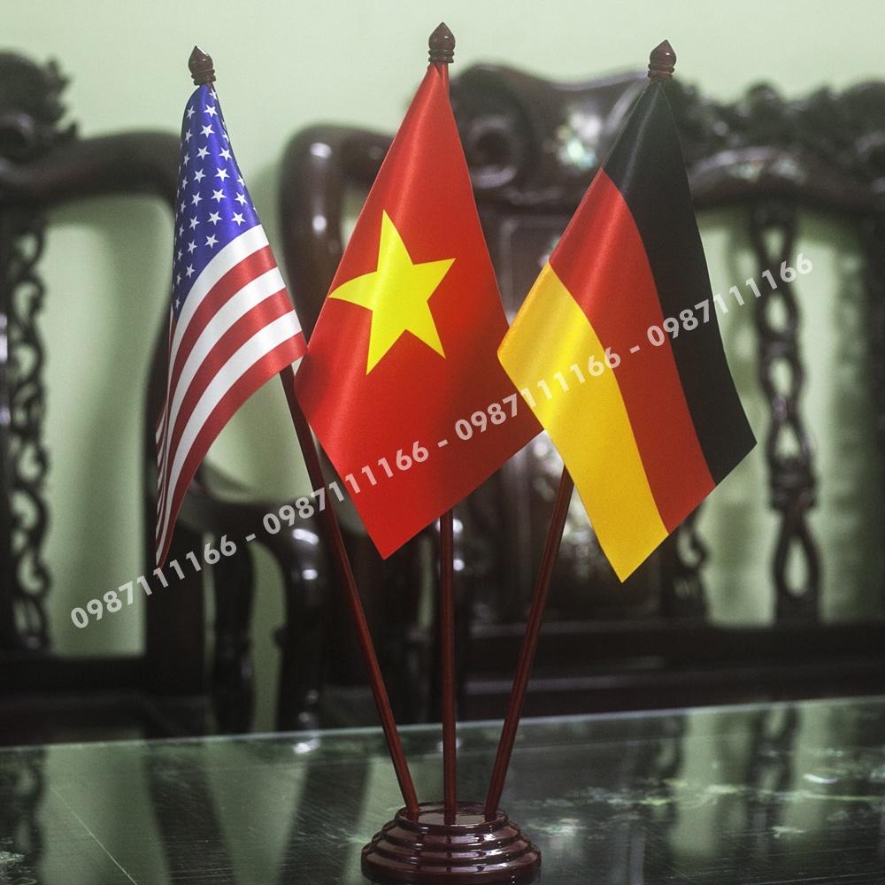 Cờ Để Bàn Mỹ - Việt Nam - Đức