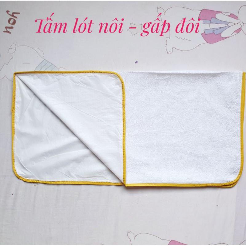 Set 2 tấm lót nôi, miếng lót nôi cho bé kích thước 60x60cm, chống thấm êm ái mềm mại cho bé, hiệu KACHOO