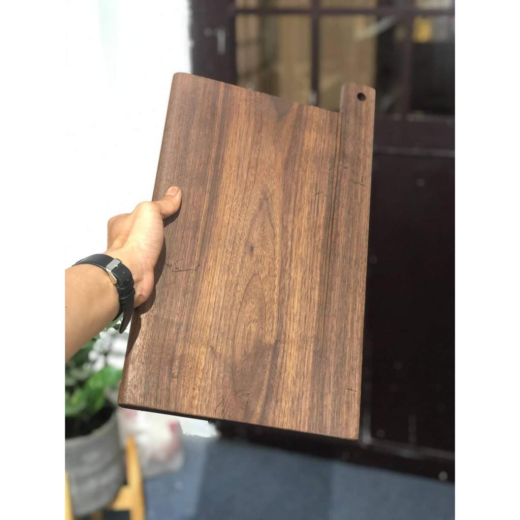 Thớt Walnut Tay Cầm Lớn (W02)