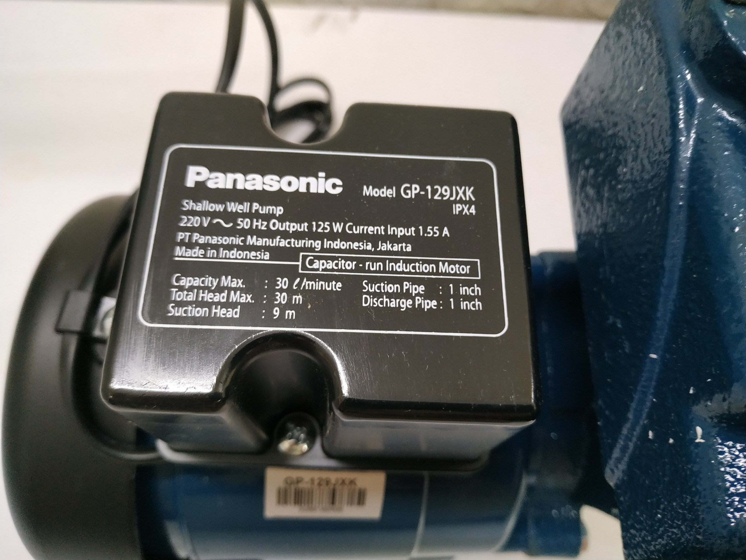 Máy bơm panasonic GP-129JXK-NV5 125W có dây nguồn 1,6m và phích cắm