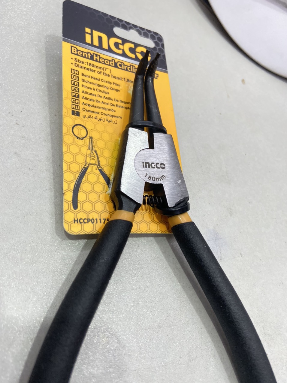 Kềm mở phe vòng ngoài mũi cong 7"/180mm Ingco HCCP011751