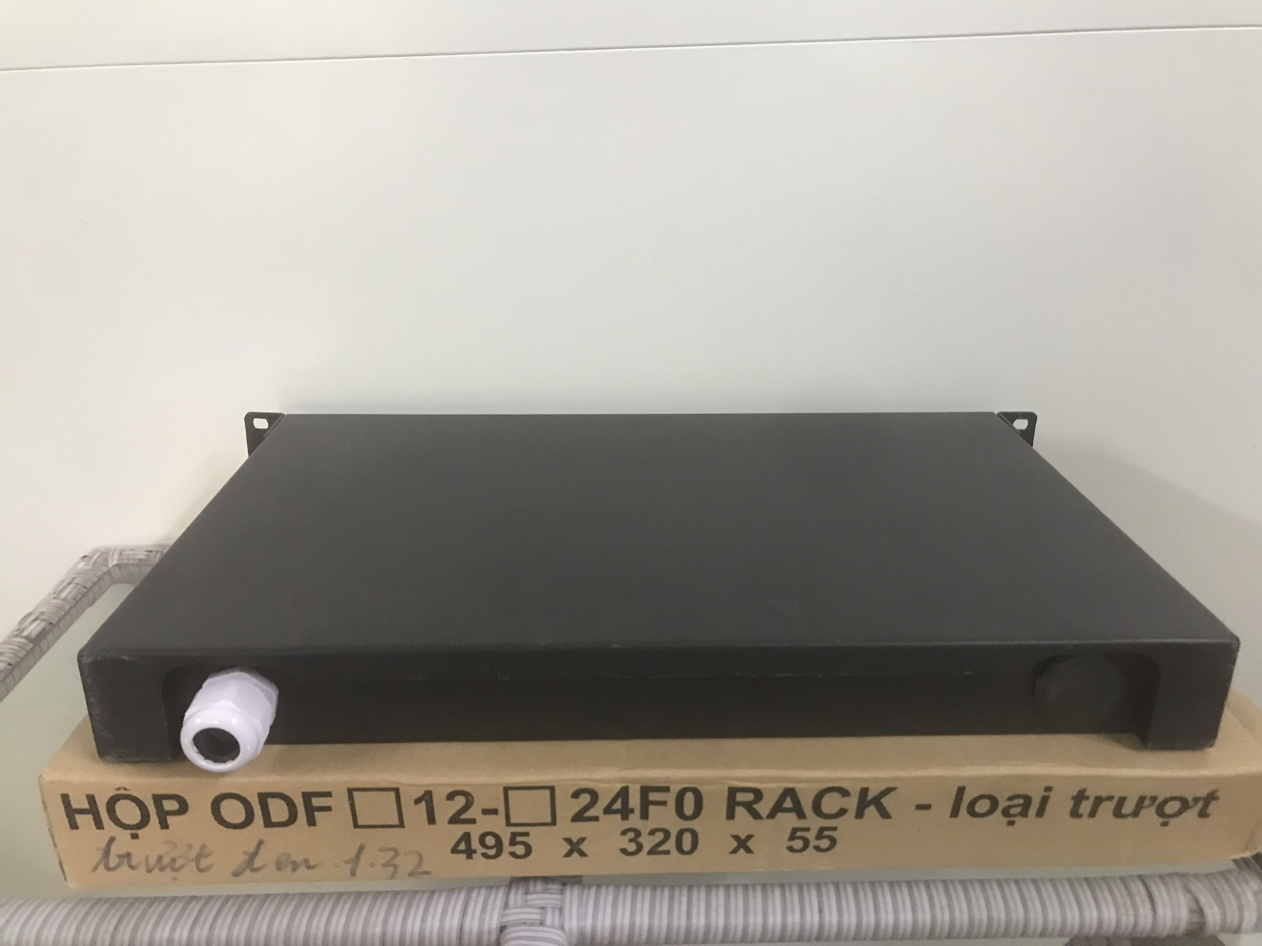 Hộp Phối Bộ Chia Quang 32FO Gắn Tủ Rack Full Phụ Kiện Hàng Chính Hãng