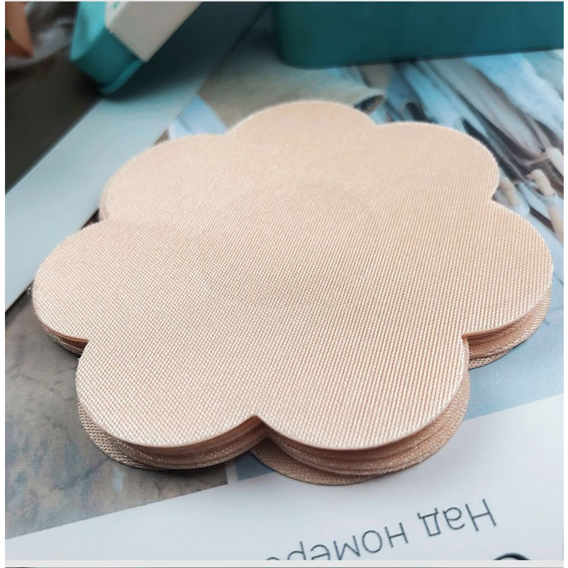 Hộp 60 Miếng Dán Ngực Giấy Dùng 1 Lần Hình Hoa Siêu Bám Dính Thông Hơi Thoáng Mát 307