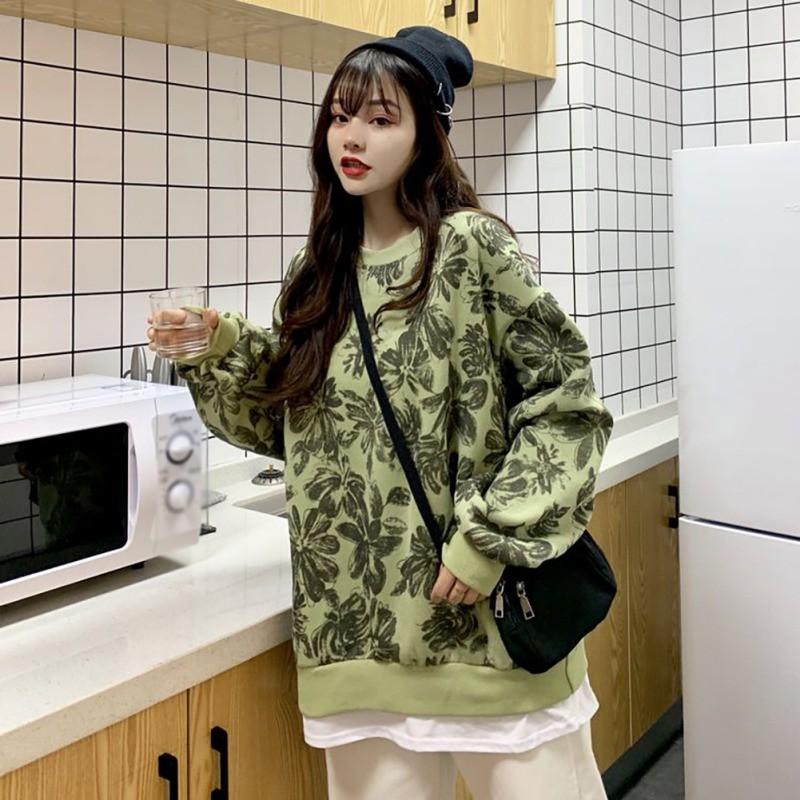 Áo thun sweater dáng rộng tay dài in hình dễ thương