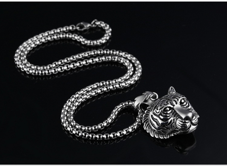 Dây chuyền nam 3D bằng Tittan đầu hổ uy quyền K130