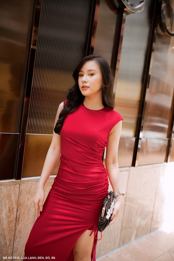 ĐẦM DÀI SÁT NÁCH RÚT DÂY HÔNG