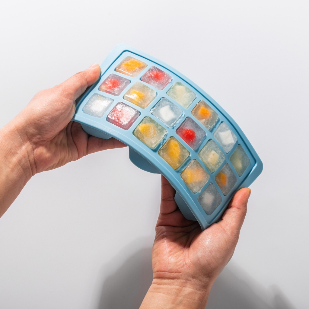 Khay Làm Đá LocknLock SLX16 Silicone Ice Tray, Hàng Chính Hãng, Làm Thạch Rau Câu Và Kem - JoyMall