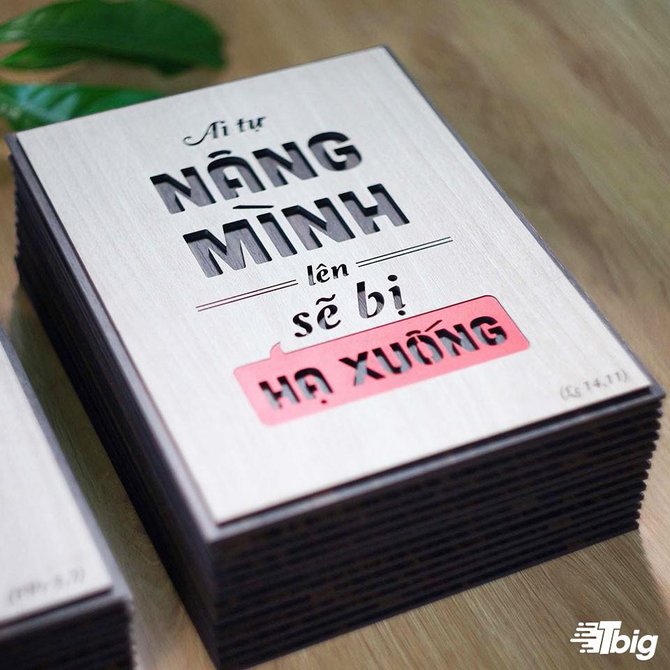 Tranh công giáo TBIG-CG003: Ai tự nâng mình lên sẽ bị hạ xuống