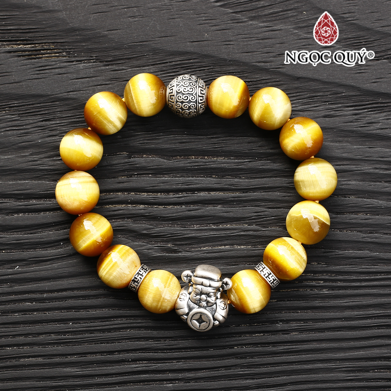 Vòng thạch anh mắt hổ vàng tâm AAA 12mm phối charm thần tài mệnh thổ , kim - Ngọc Quý Gemstones