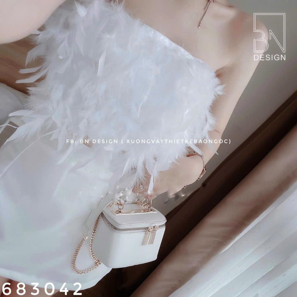 Sét đồ nữ áo lông vũ cúp ngực phối chân váy mini dáng ngắn sành điệu