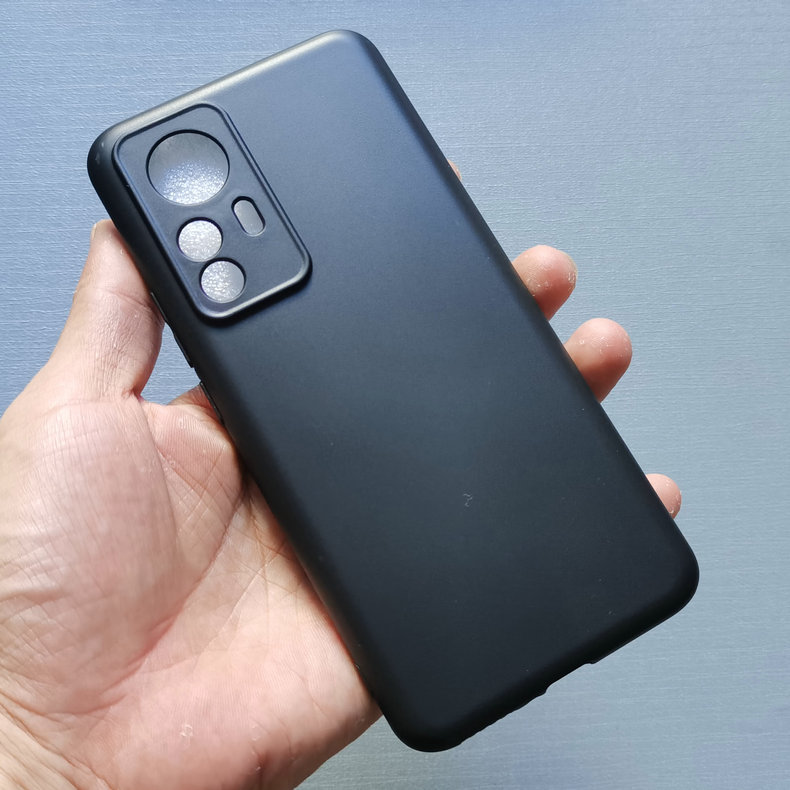 Ốp lưng dẻo cho Xiaomi 12T, 12T Pro - đen cao cấp, chống bám vân tay