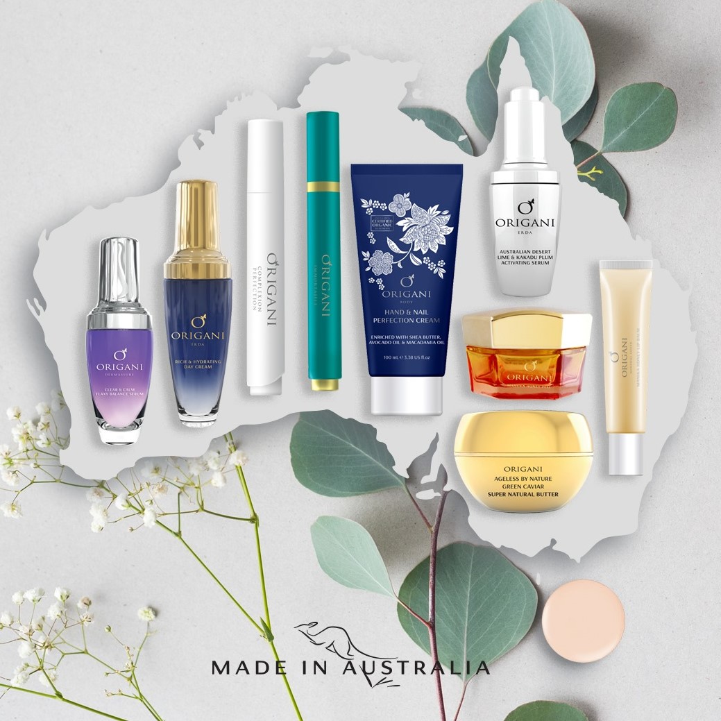 Son Dưỡng Môi Không Màu Origanic Hương Dâu Origani Butterfly Kiss Strawberry Crush Lip Balm - Dưỡng Ẩm, Giảm Thâm, Chữa Lành cho Môi