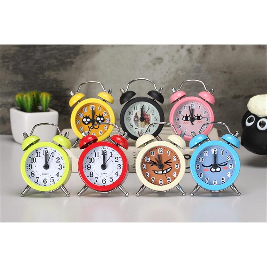 Mini Creative Alarm Clock Vintage Retro Pointer Clocks Loud Ringing Alarm Clock Bedside Home Decor