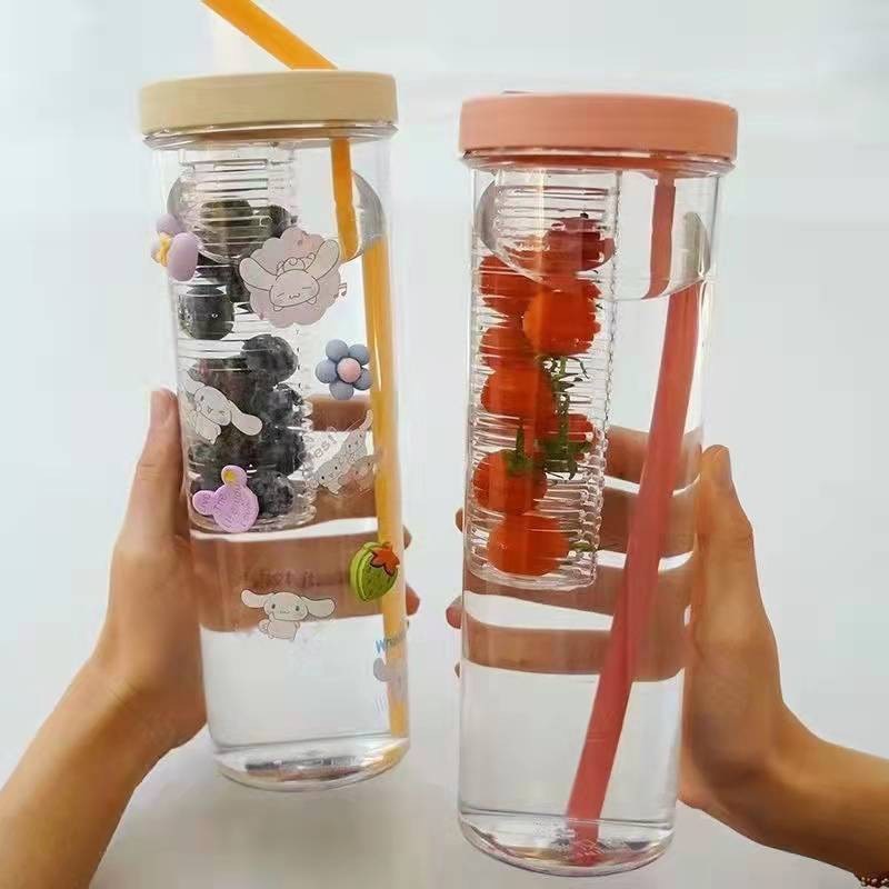 BÌNH NƯỚC NHỰA CÓ LỌC KÈM ỐNG HÚT