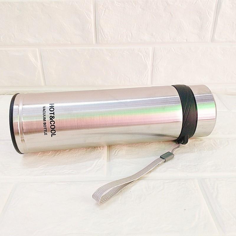 Bình đựng nước inox 600ml có dây treo nắp ron cao su đậy kín cao cấp