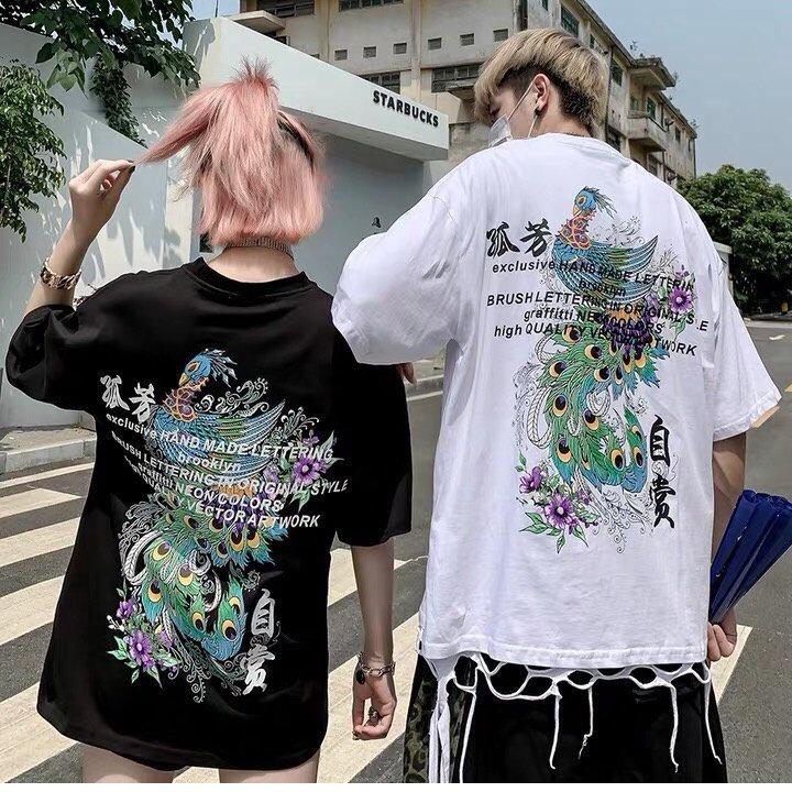 Áo thun nam nữ tay lỡ thun cotton 4 chiều in hình con công,thun co giãn thấm hút tốt