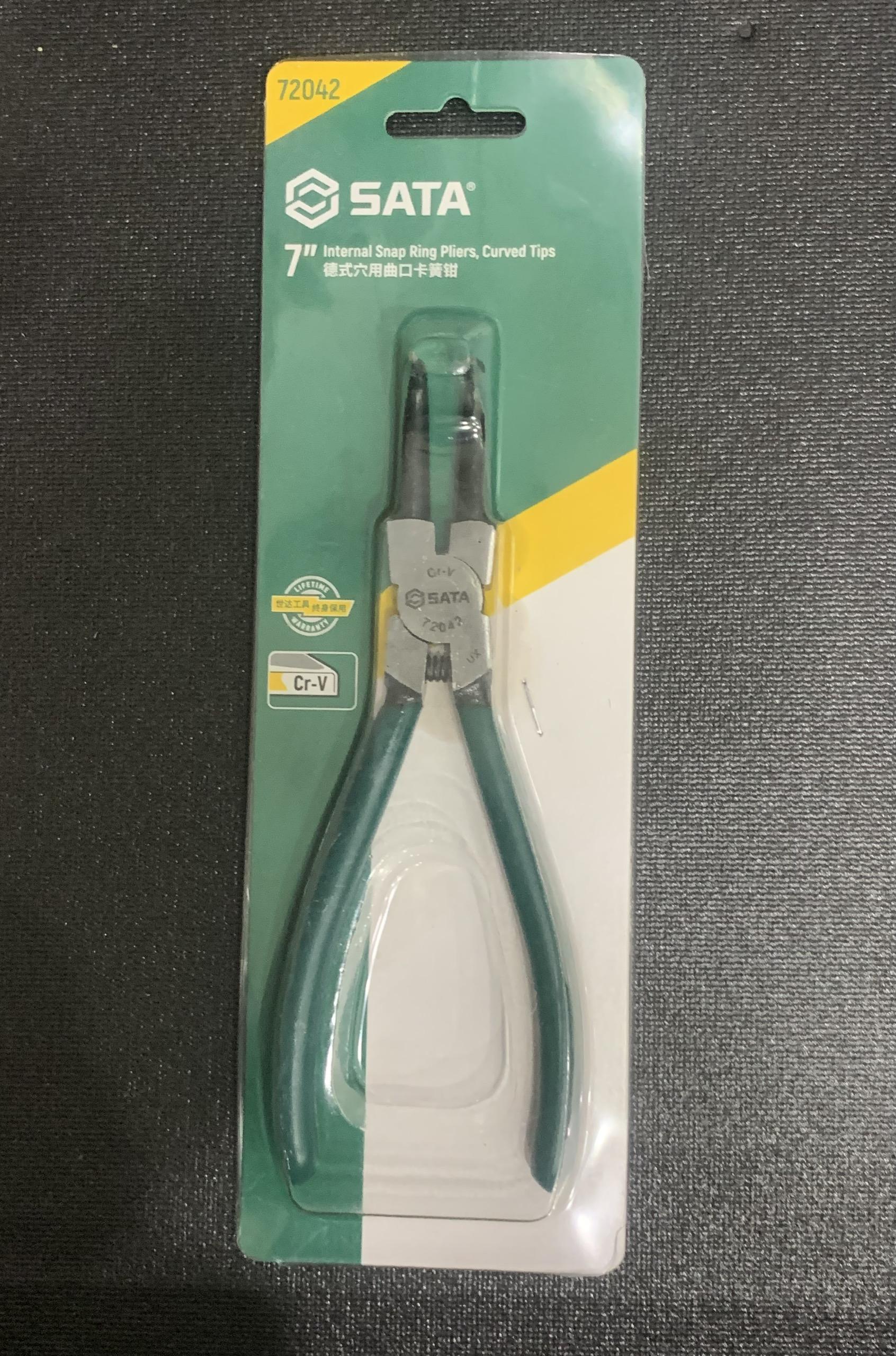 Kìm mở phe trong mũi cong 180mm SATA 72042
