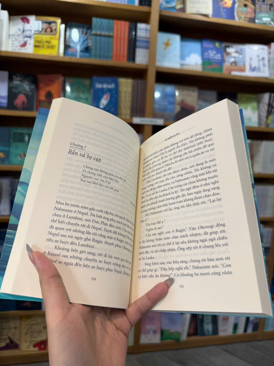 Sách - Về miền bí ẩn: Chuyến phiêu lưu của một cuộc đời phi thường (Nhã Nam HCM)