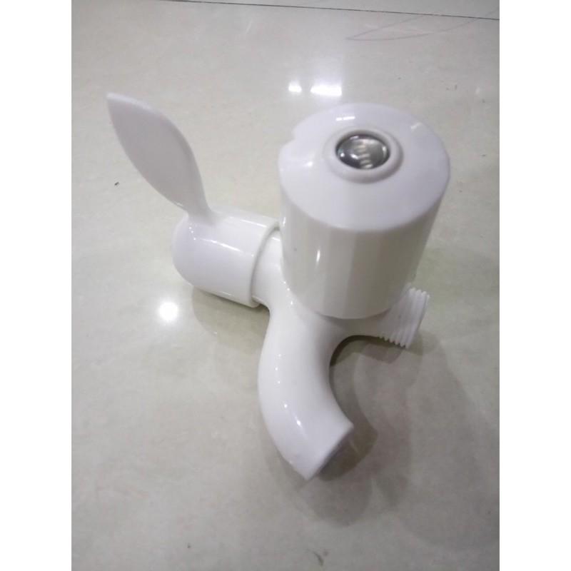 Củ tắm nhựa ren ngoài 21