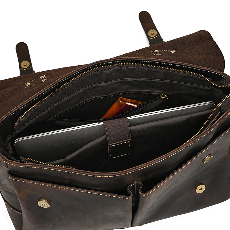 Túi đeo chéo nam DA BÒ THẬT cao cấp phong cách mới – BEE GEE DCN9379