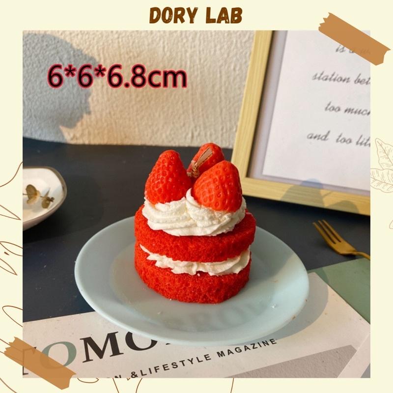 Nến Thơm Hình Bánh Sinh Nhật Dâu Tây Handmade, Quà Tặng Độc Đáo, Phụ Kiện Decor - Dory Lab