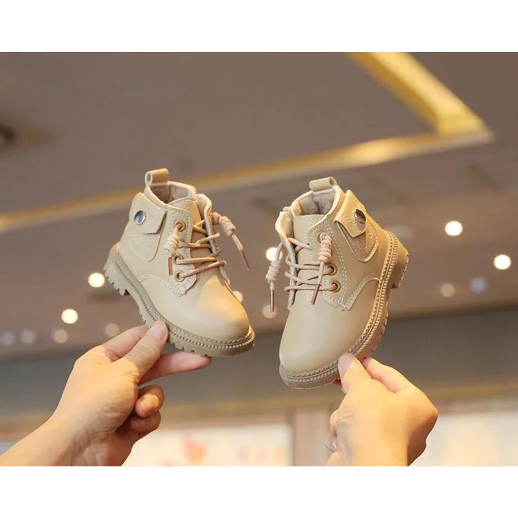 Giày dép trẻ em, Bốt da cho bé trai bé gái mang phong cách Hàn Quốc size 26-33 hàng nhập Quảng Châu cao cấp
