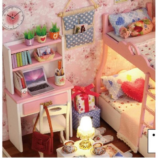 Bộ mô hình lắp ghép DIY ngôi nhà búp bê kute room