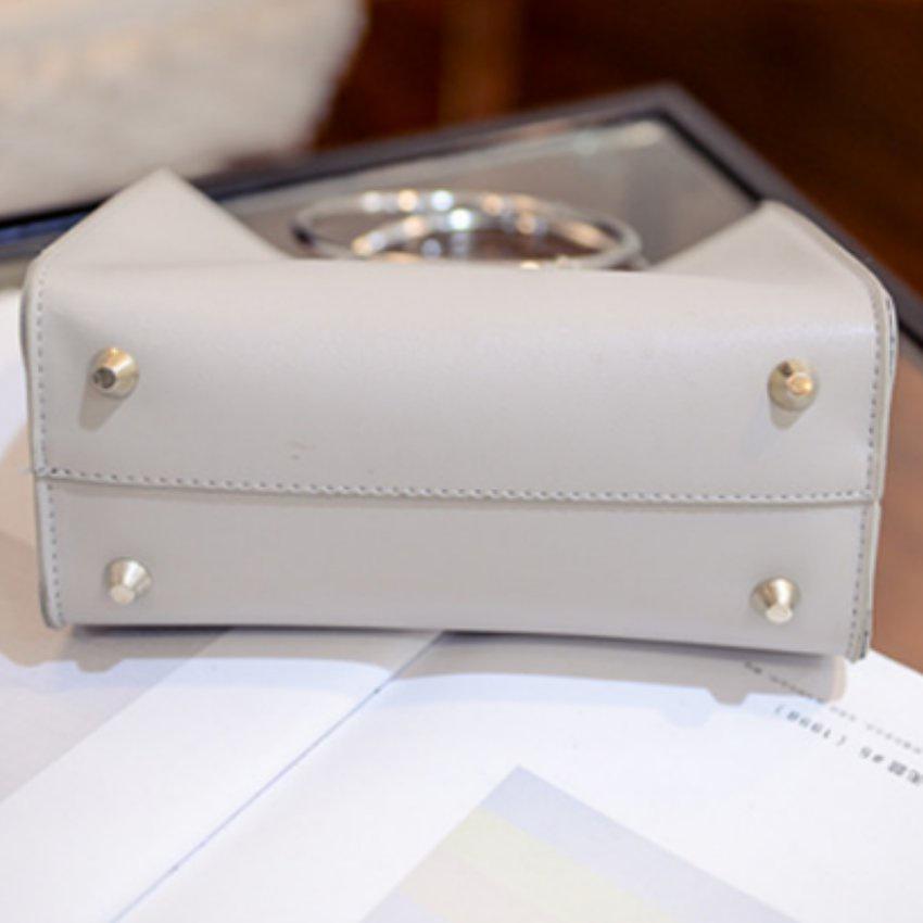 Túi Đeo Chéo Quai Vòng Thời Trang Phong Cách Hàn Quốc 205971 1