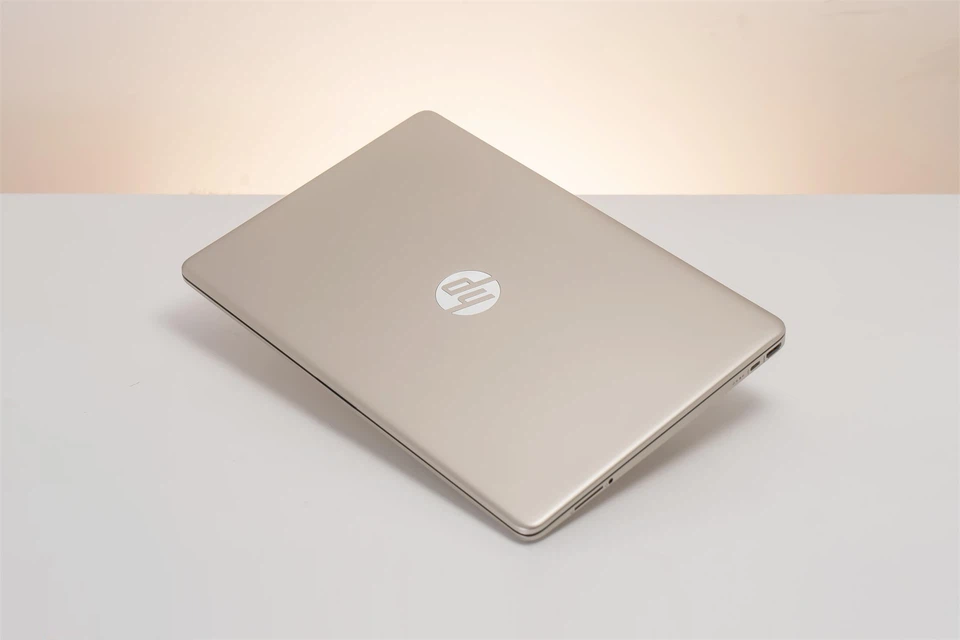 Laptop HP 15s fq2711TU i3 1115G4/8GB/256GB/15.6"FHD/Win 11 (7C0R6PA) Vàng - Hàng Chính Hãng