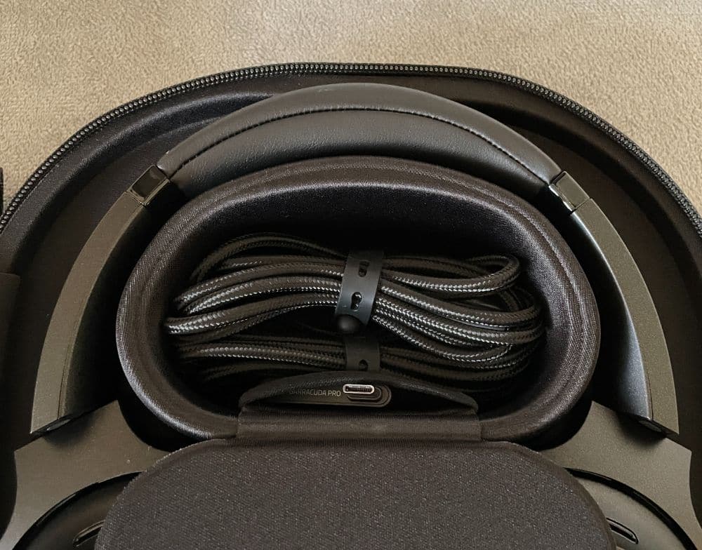 Tai nghe Razer Barracuda Pro