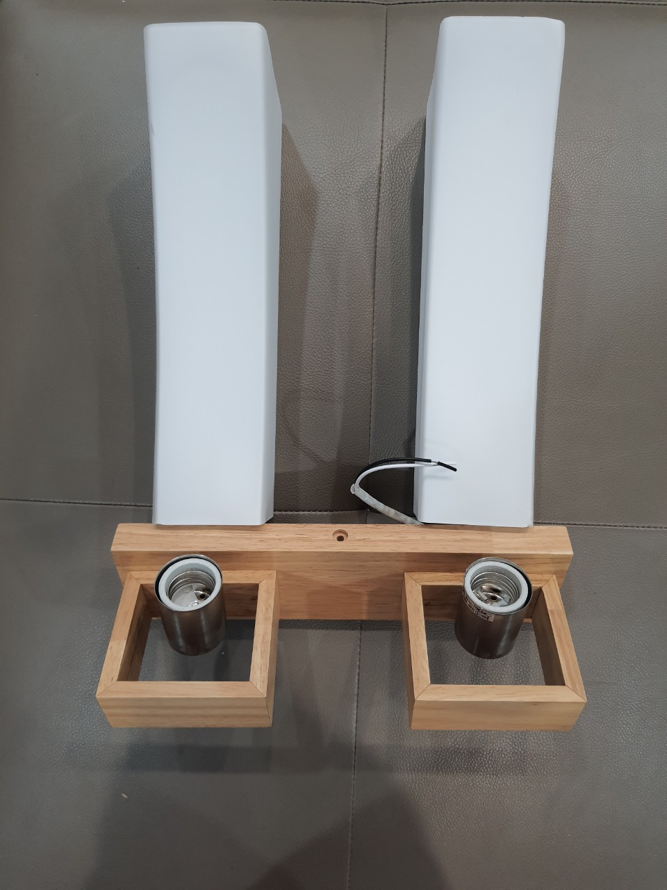 Đèn tường gỗ đôi cao cấp 8875/2