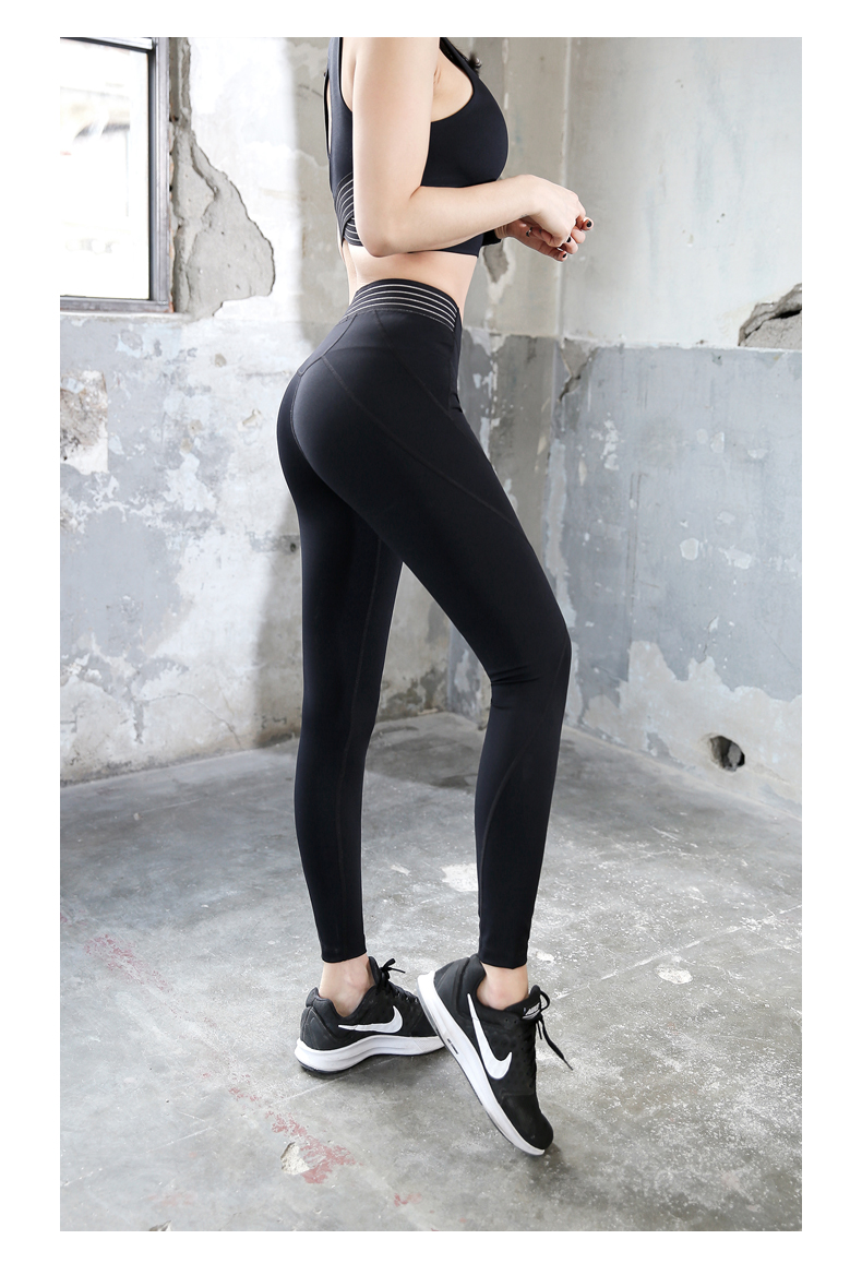 Bộ Quần Áo Tập Yoga Gym Nữ Cao Cấp, Form Chuẩn Tôn Dáng, Áo Croptop Có Mút - HK95