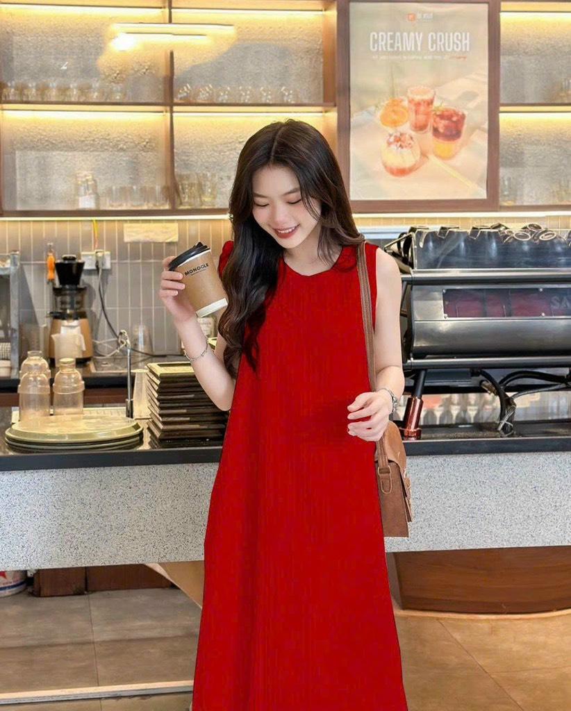 Đầm suông sát nách gân sọc