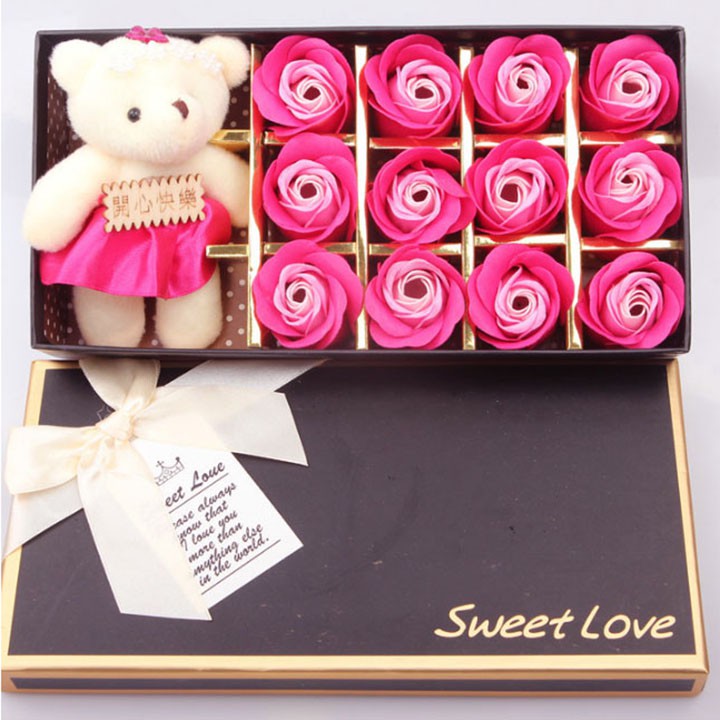 Hộp Hoa Hồng 12 Bông 3D Kèm Gấu Sweet Love Cực Đẹp