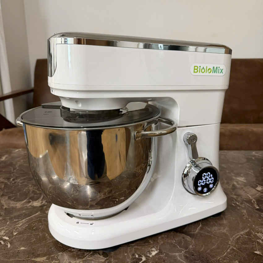 Máy trộn bột, xay thịt, nhồi xúc xích 6 trong 1 thương hiệu Mỹ cao cấp Biolomix BM606EG - Hàng Nhập Khẩu
