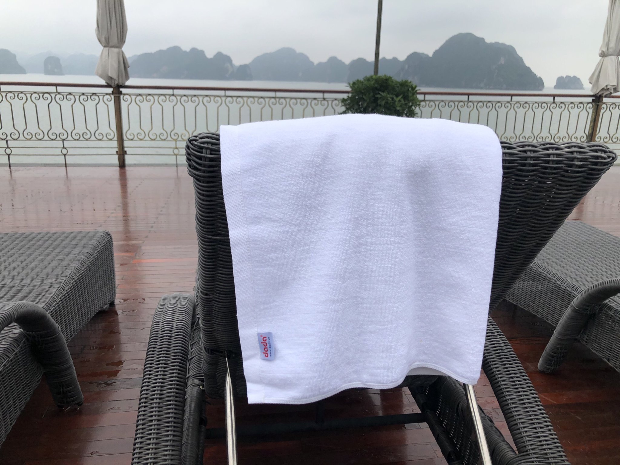 Khăn tắm dùng trong Khách sạn, Spa, Resort chất liêu 100% Cotton size 70*140*500gr - Hàng Chính Hãng