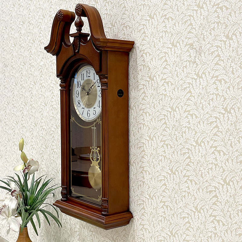 Đồng hồ treo tường RHYTHM SIP (Sound In Place) Wall Clocks CMJ582NR06 (Kích thước 31.8 x 67.5 x 13.0cm), Vỏ màu Nâu